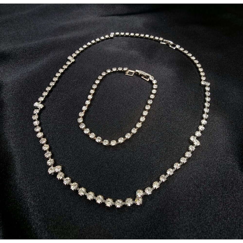 Rare Find Vintage Rhinestone Necklace & Bracelet Set With Silver-Tone Metal Link